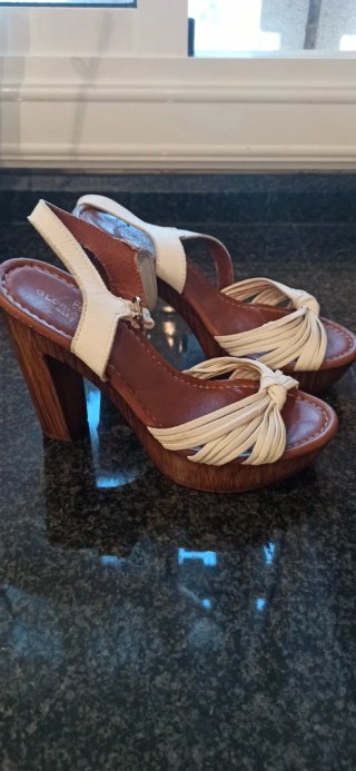 Sandalias Tacón alto Madera Talla 35