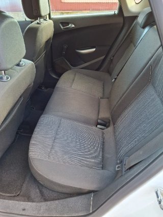 Opel Astra 2010