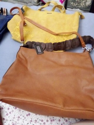 Lote 3 bolsos mujer a estrenar +2 de regalo