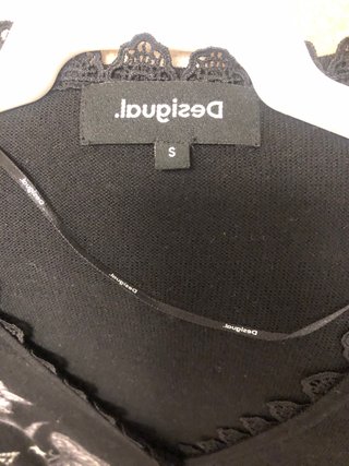 Camiseta Desigual Talla S.Viscosa y algodón