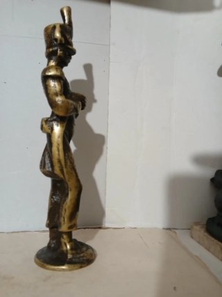 Statua in bronzo soldato