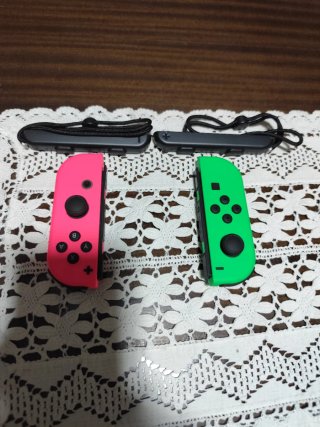Joy-Con Nintendo Switch (Rosa y Verde)