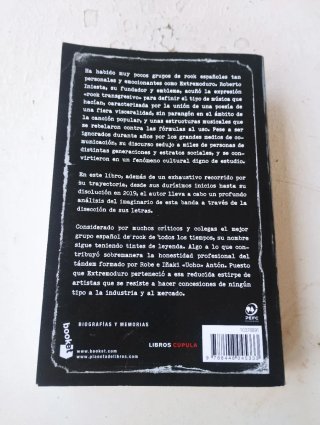 Extremoduro: De Profundis: La historia autorizada