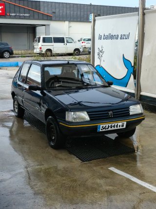 Peugeot 205 1992