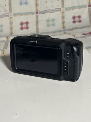 Cámara Blackmagic Pocket Cinema 4K(sin jaula)