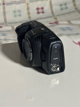 Cámara Blackmagic Pocket Cinema 4K(sin jaula)