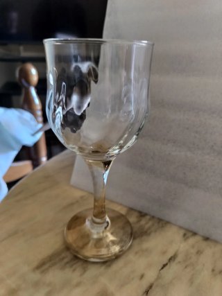 Calici Bicchieri Stelo Giallo Oro