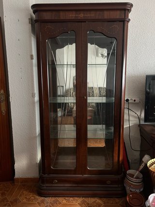 Vitrina grande madera y cristal