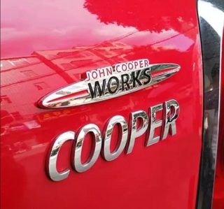 Logo Emblema JCW para Maletero de Mini Cooper One