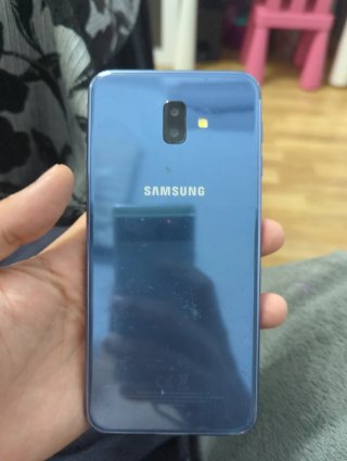 Samsung Galaxy J6+