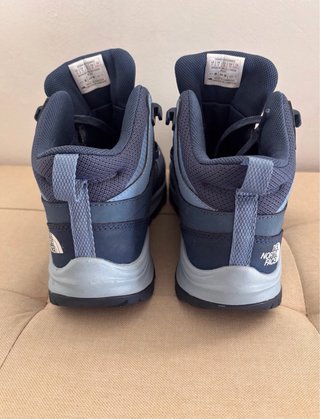 Botas The North Face azules y grises