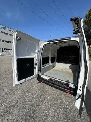 Nissan NV200 2021