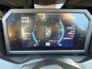 Yamaha TMAX 560 Tech Max AÑO 2025 Y SÓLO 2500 Km