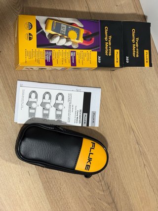 Pinza Amperimétrica Fluke 323 TRMS