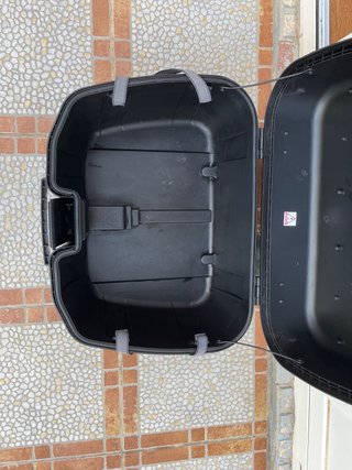 Vendo baúl kappa 52l