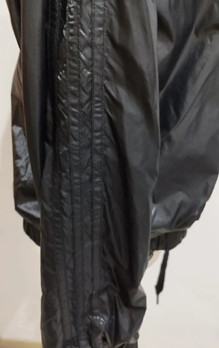 Chaqueta reversible vintage Adidas Originals.