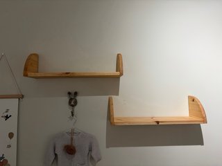 Estantería de madera