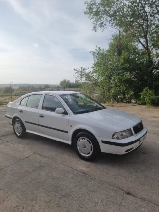 Skoda Octavia 2000