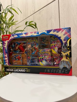 Pokemon Mega Lucario EX Collezione con Statuina