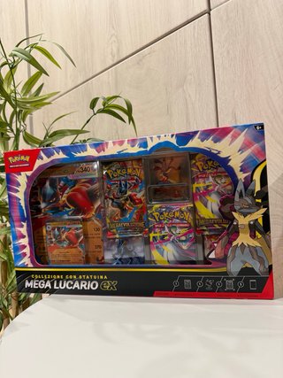 Pokemon Mega Lucario EX Collezione con Statuina