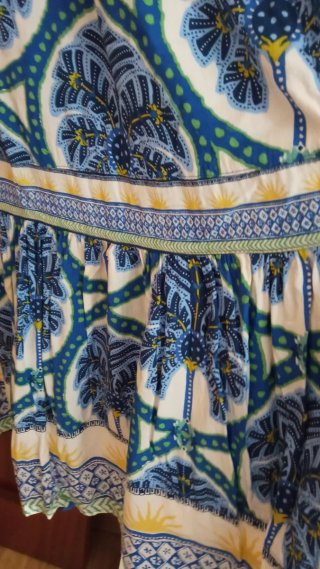 Vestido estampado azul y blanco