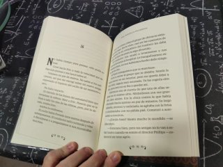Una herencia peligrosa / A Dangerous Legacy (AM...