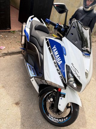 Yamaha TMAX 530 2012 (acepto cambio )