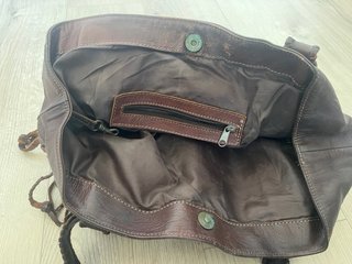 Bolso Piel Oscura Grande