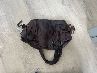 Bolso Piel Oscura Grande