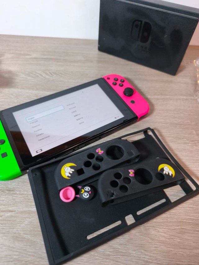 Nintendo Switch Verde y Rosa