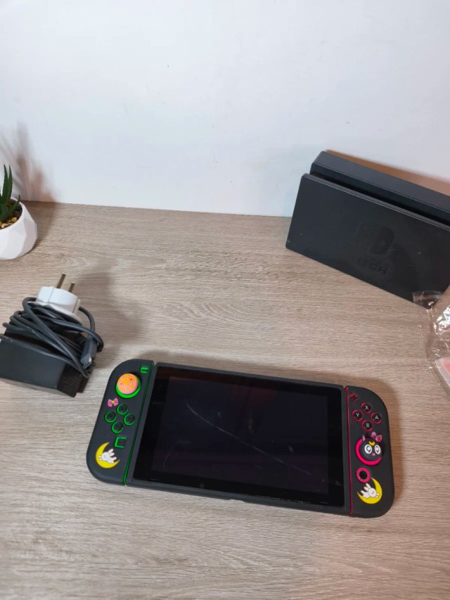 Nintendo Switch Verde y Rosa