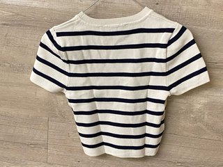 2 Tops Zara Blanco y Negro Talla S/XS