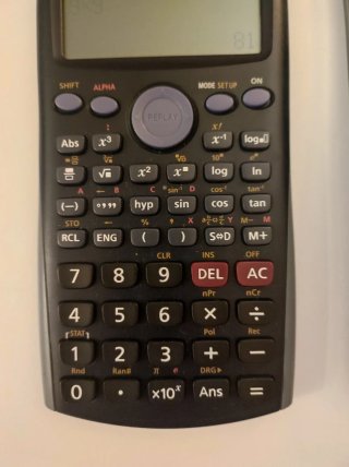 Calculadora Científica Casio fx-82ES