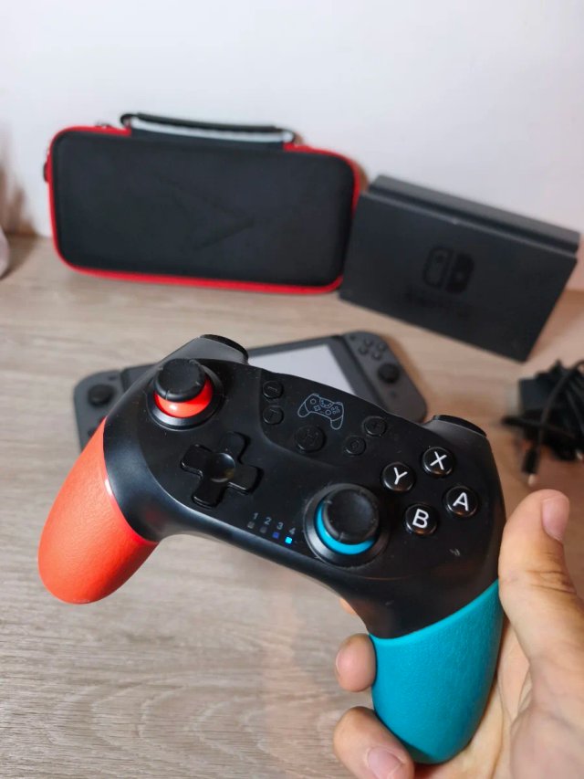 Nintendo Switch V2 2020