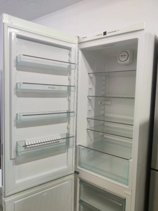 Nevera Miele Blanca