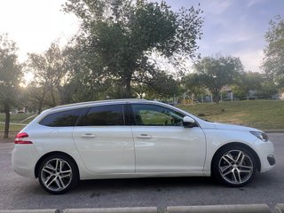 Peugeot 308 SW 2015
