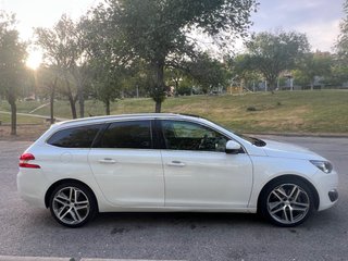 Peugeot 308 SW 2015