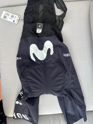 Maillot y culote Gobik Movistar Team Nuevo TallaS