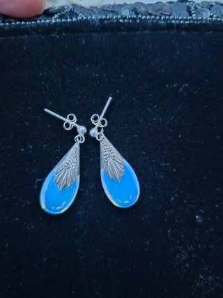 Pendientes de plata antigua con opalina