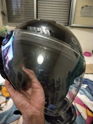 Casco Scooter Blanco y Dorado
