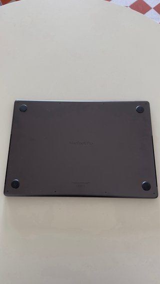 MacBook Pro 16 M4 Pro 24GB RAM