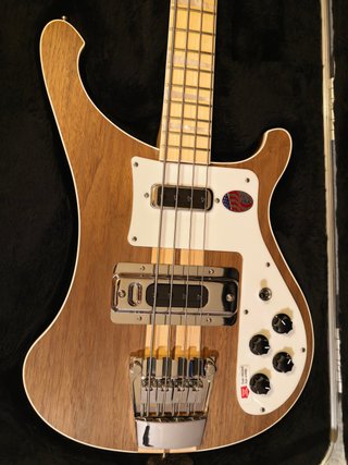 Rickenbacker 4003 Walnut 2026. NUEVO SIN ESTRENAR.