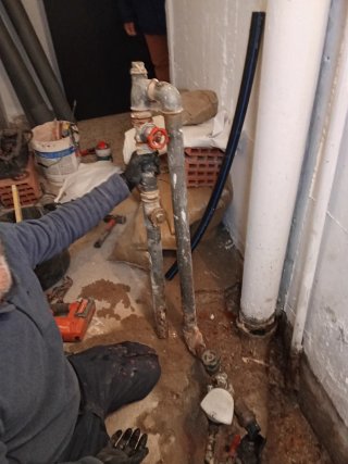 Fontanero 24 7 365 del año urgencias