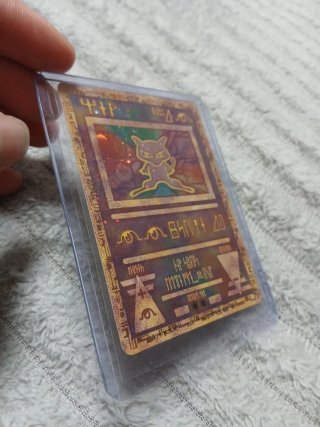 Carta Pokémon Mew Holo