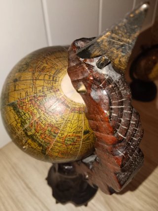 Globo terráqueo vintage años 70
