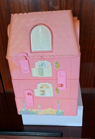 Casa Ciudad Pin y Pon Años 80 con decoloración