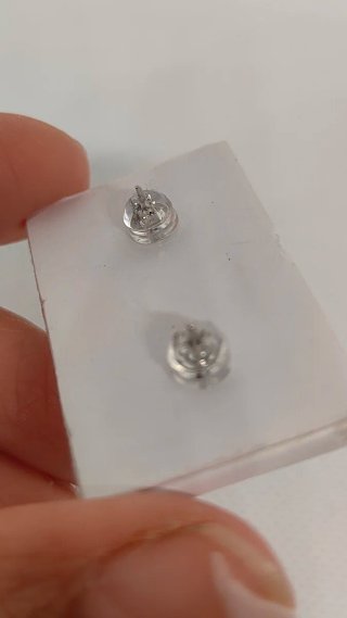 Pendientes hoja oro y diamantes