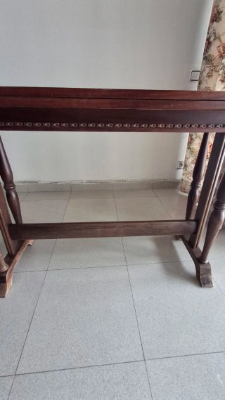 Mesa de madera antigua (colección) más de 45 años