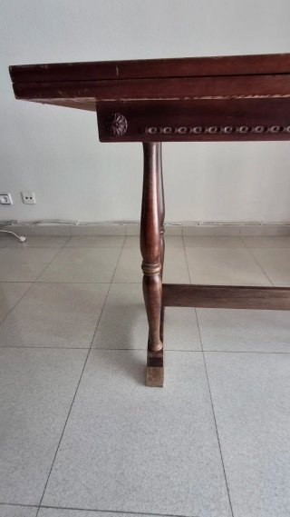 Mesa de madera antigua (colección) más de 45 años