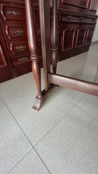 Mesa de madera antigua (colección) más de 45 años